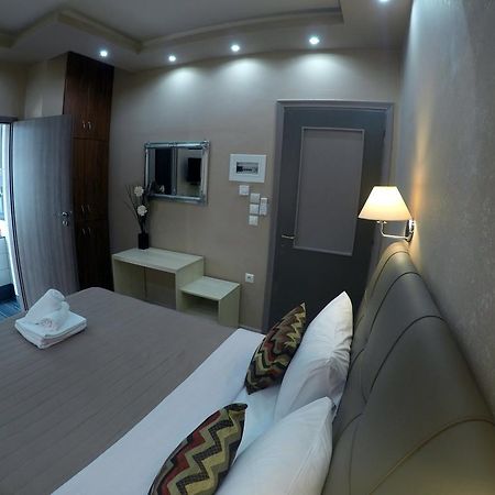 Mideia Hotel Levadeia Bagian luar foto